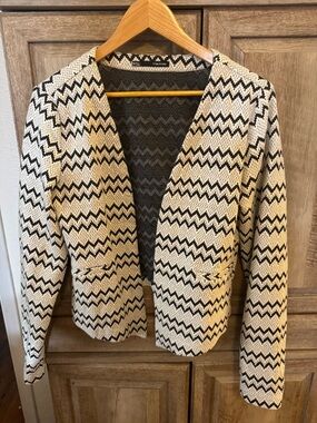 Maurices Black & Cream Chevron Open Front Blazer